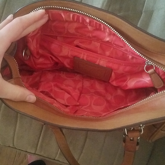 Authentic Coach Leather Bag - Picture 4 of 6